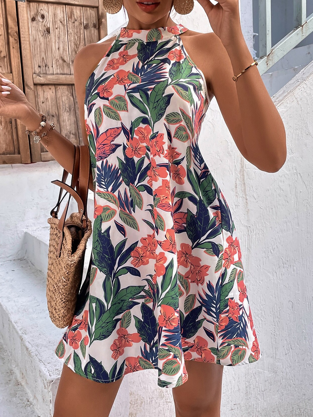 

BoStreet White & Peach-Coloured Floral Halter Neck A-Line Mini Dress