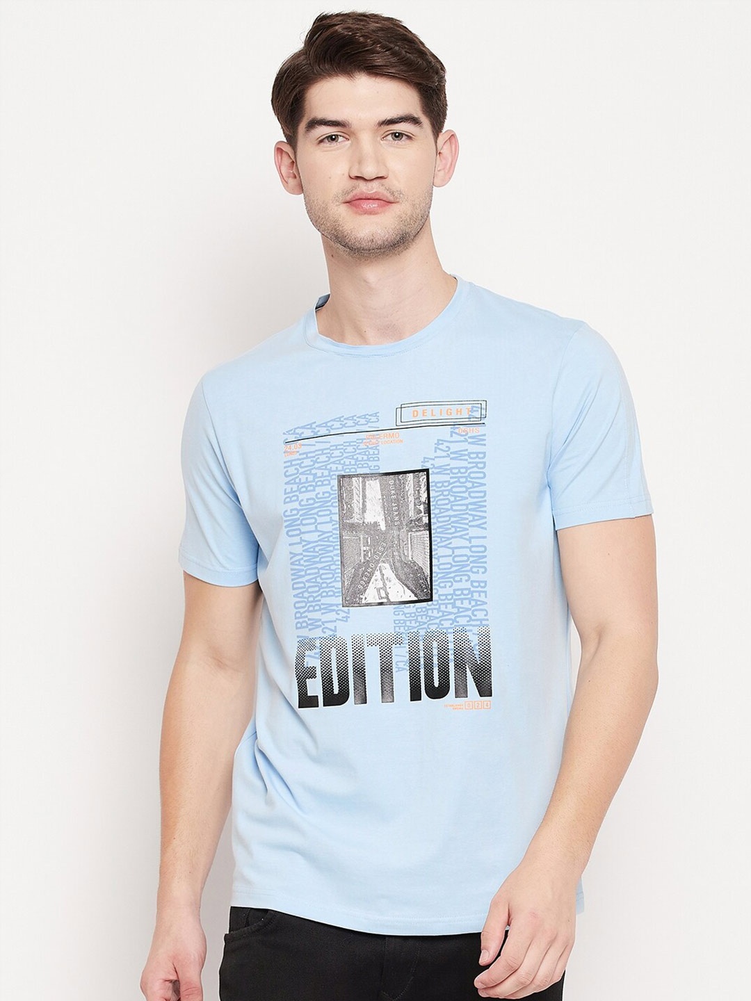 

Duke Men Blue Printed Applique Slim Fit T-shirt
