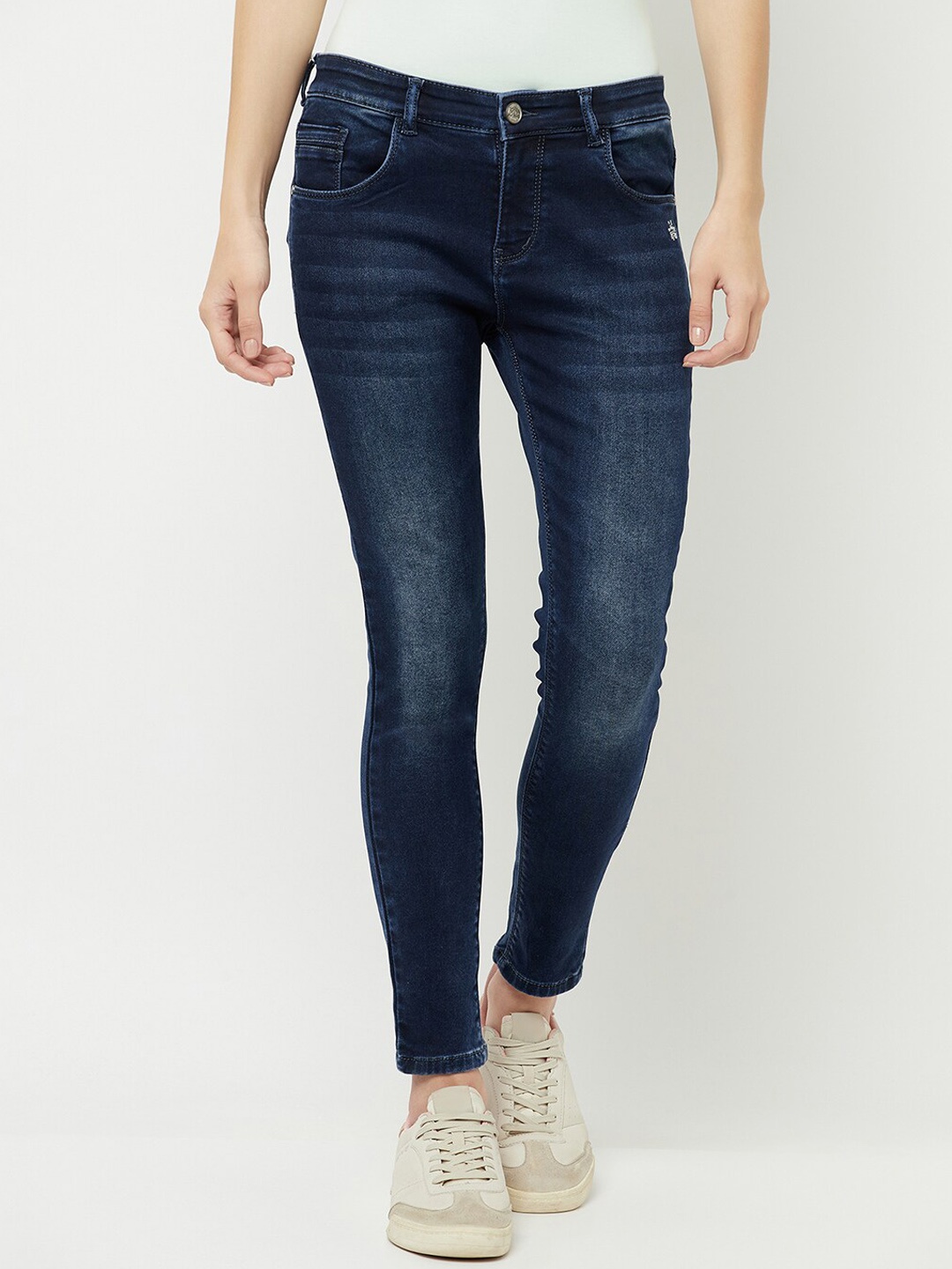 

Crimsoune Club Women Blue Skinny Fit Light Fade Stretchable Jeans