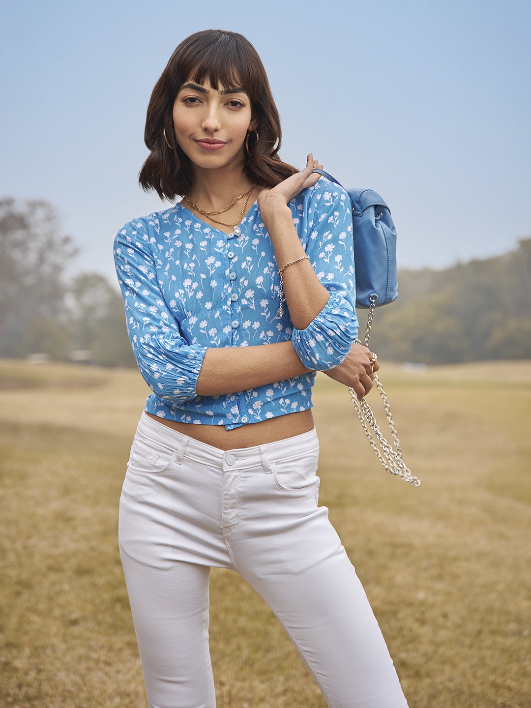 

Crimsoune Club Women Blue Floral Printed Top