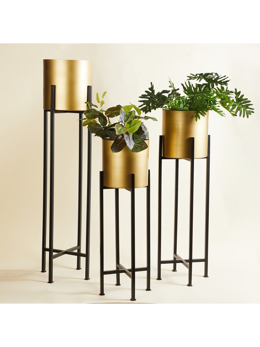 

Home Centre Set of 3 Black Metal Planter Stand