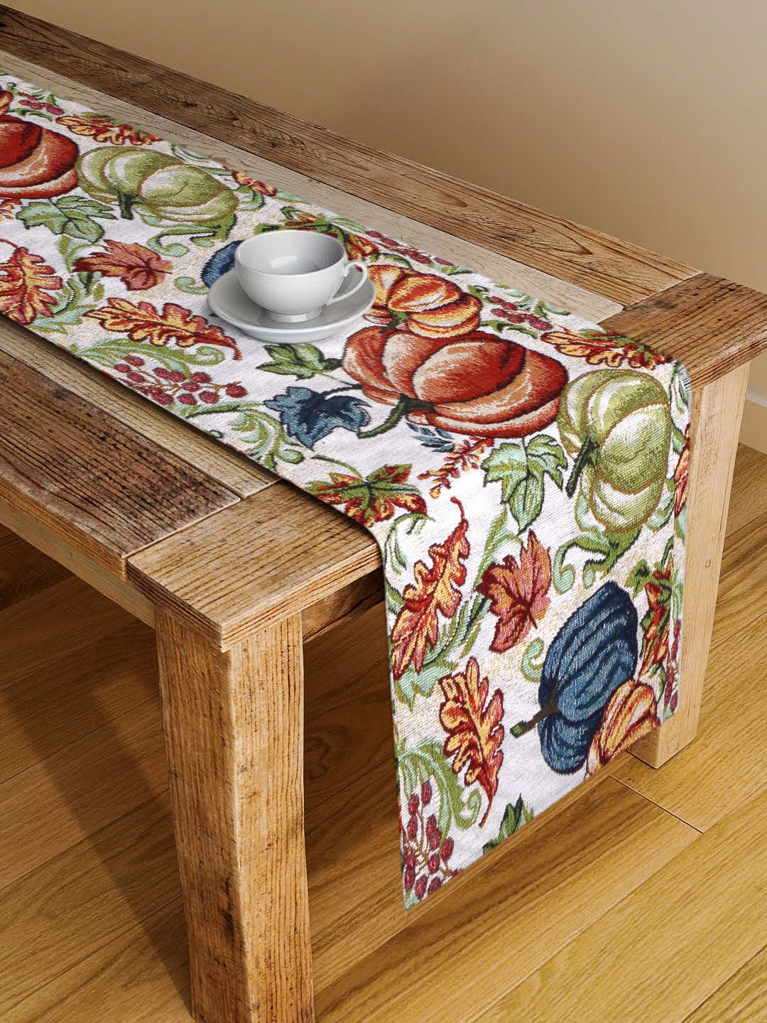 

KLOTTHE White & Green Printed Rectangular Table Runners