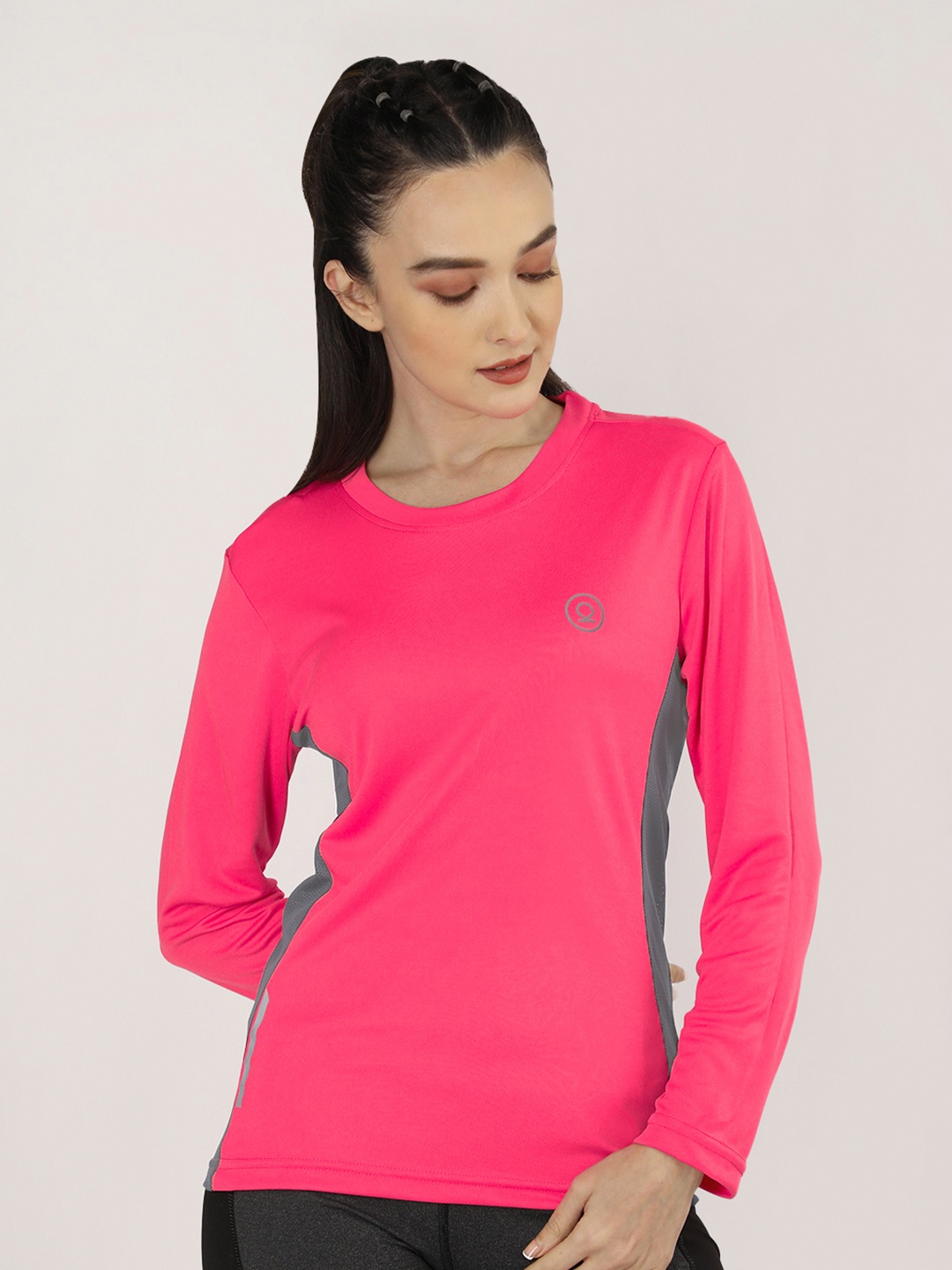 

Chkokko Women Pink Solid Yoga T-shirt