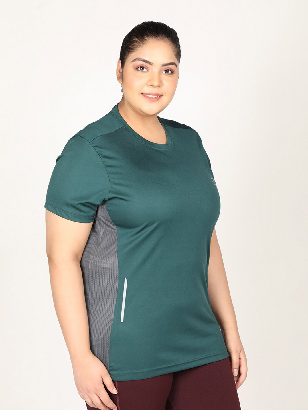 

CHKOKKO Plus Women Green Grey Solid Round Neck Regular Fit T-shirt