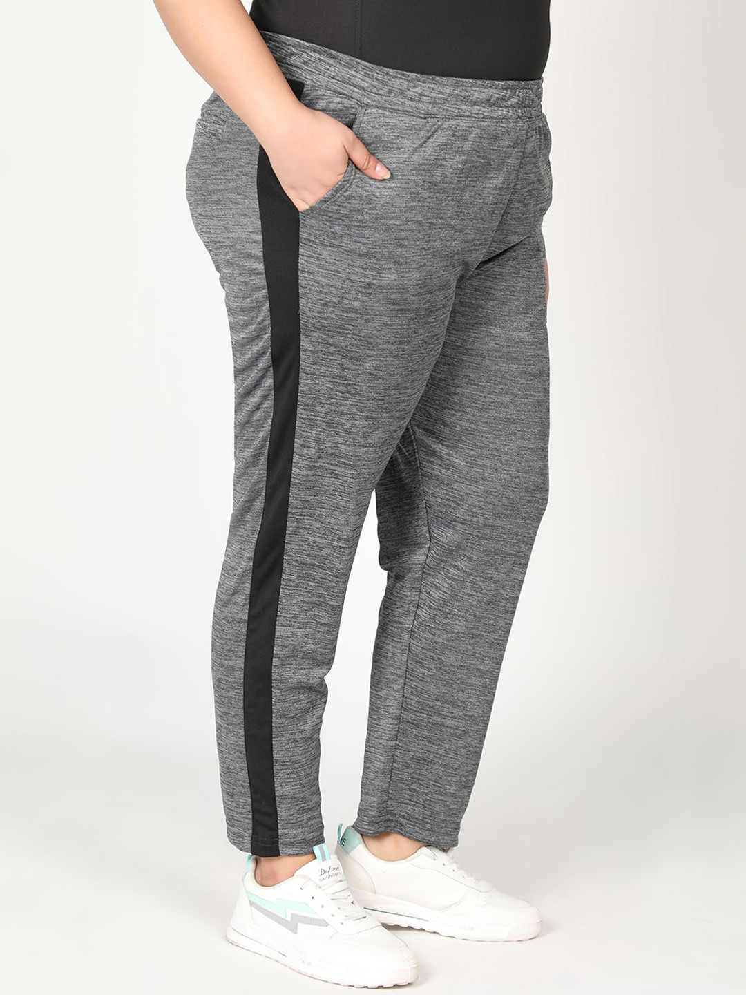

CHKOKKO Plus Women Grey Solid Track Pants