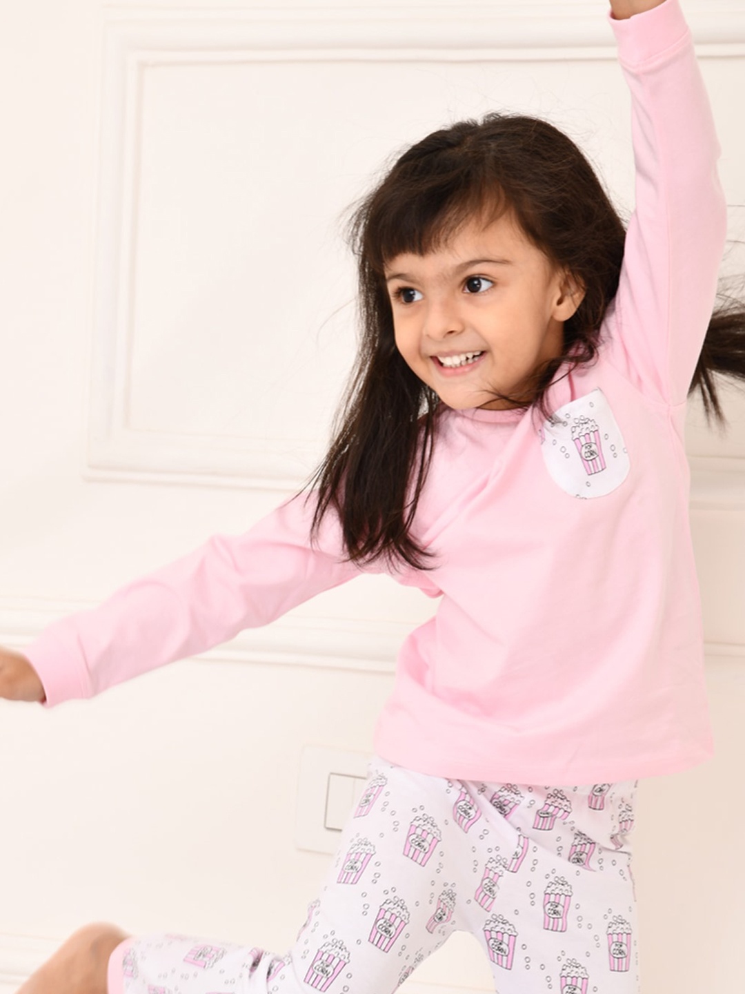 

Anthrilo Girls Pink & White Printed Night suit