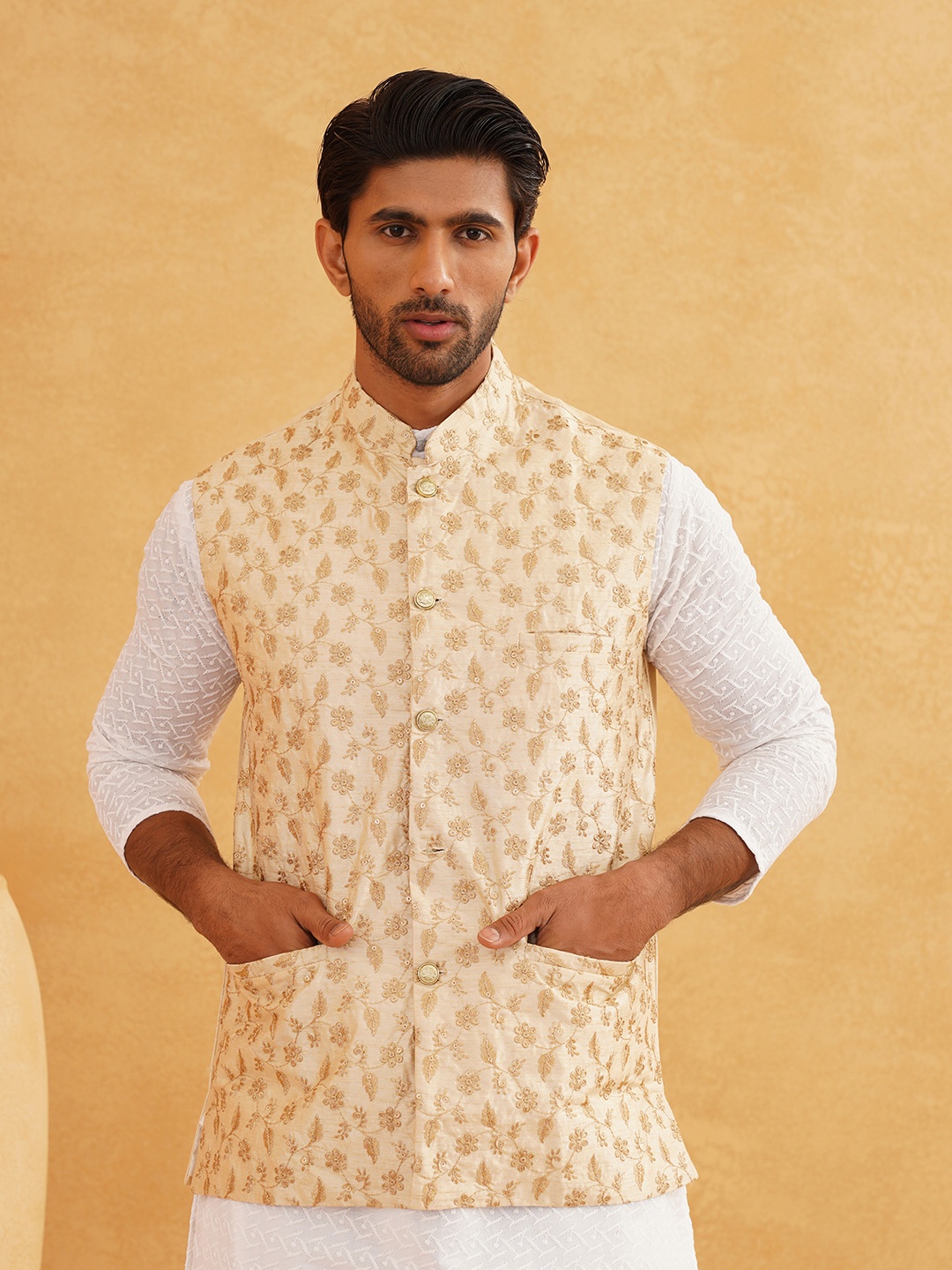 

SOJANYA Men Beige & Gold-Coloured Woven Design Nehru Jackets