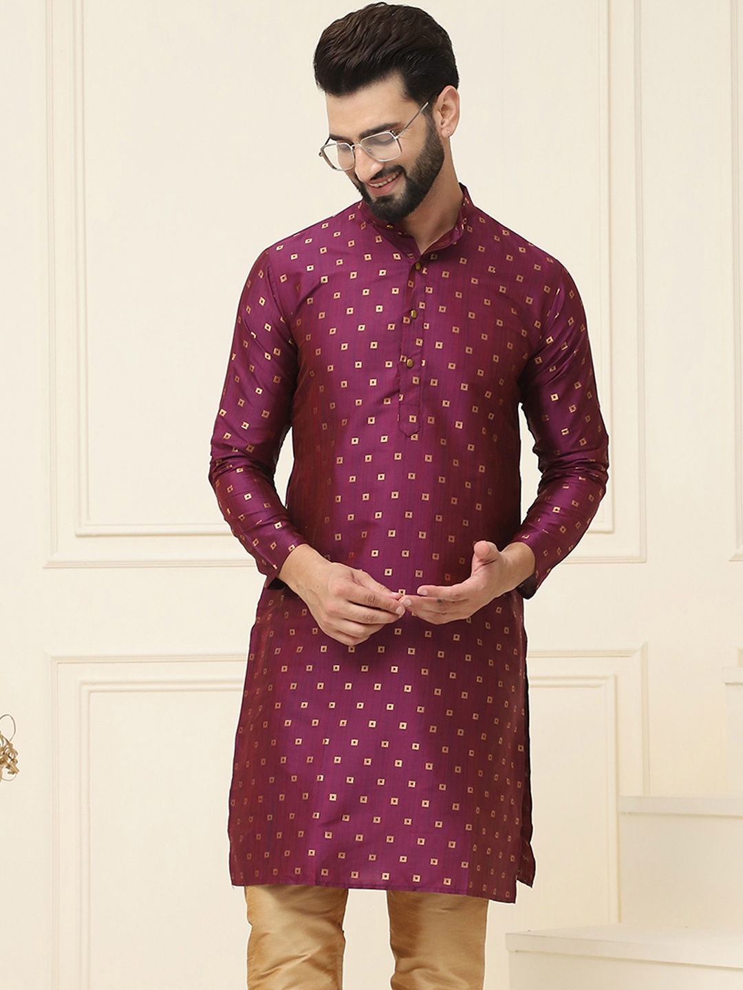 

SOJANYA Men Burgundy & dark sienna Thread Work Kurta