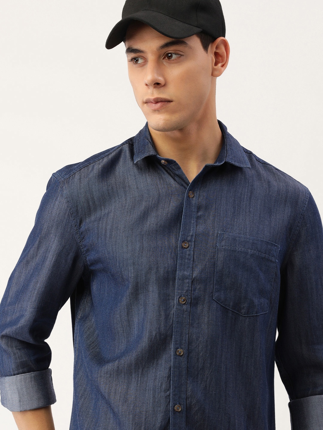 

IMYOUNG Men Navy Blue Solid Cotton Smart Slim Fit Casual Shirt