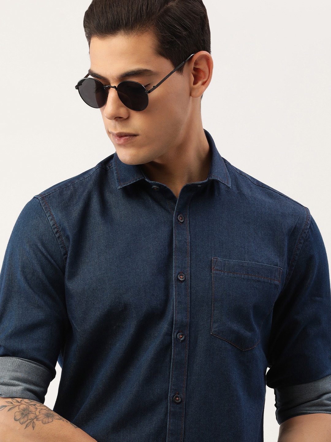 

IMYOUNG Men Navy Blue Casual Denim Shirt