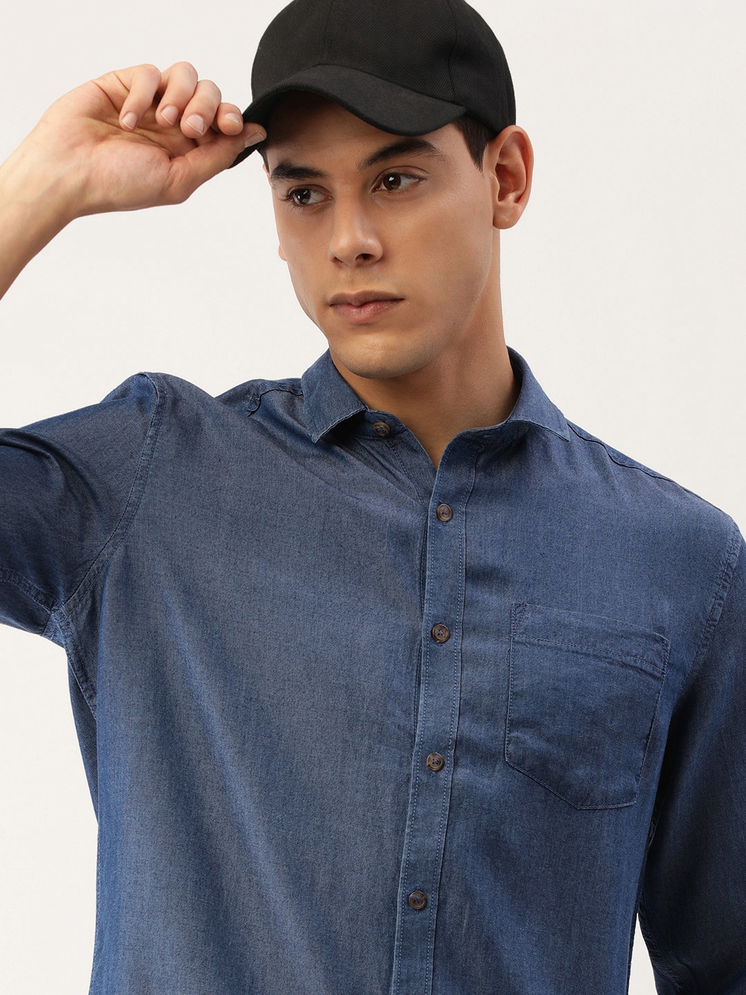 

IMYOUNG Men Blue Casual Denim Shirt