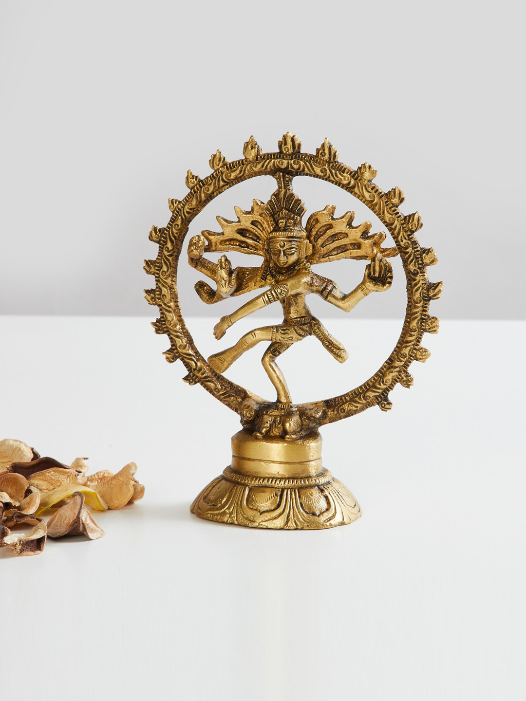 

Home Centre Gold-Toned Natraj Showpieces