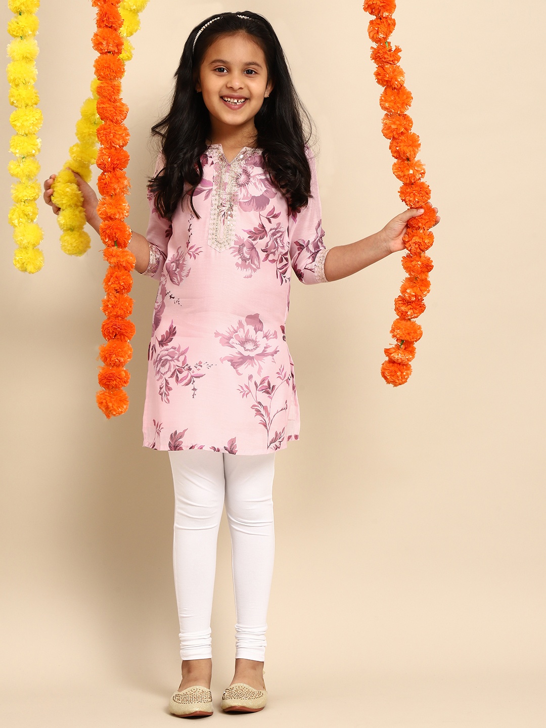 

House of Pataudi Girls Pink Floral Printed Floral Kurta