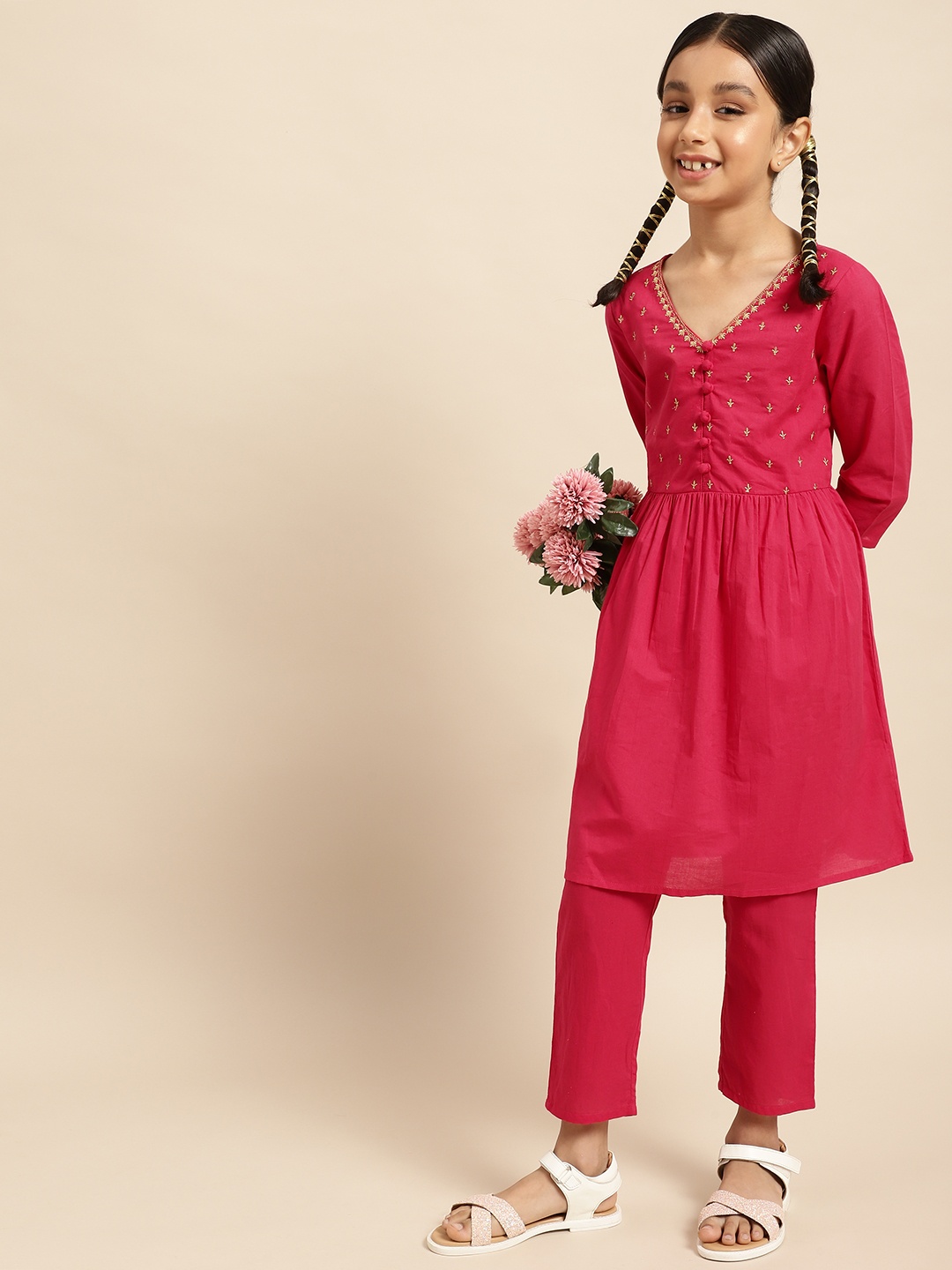 

House of Pataudi Girls Magenta Embroidered Kurta with Trousers