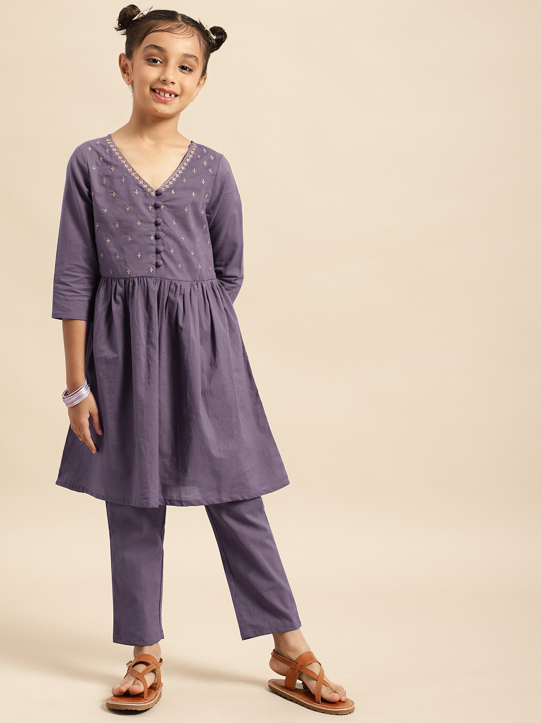 

House of Pataudi Girls Purple Embroidered Kurta with Trousers