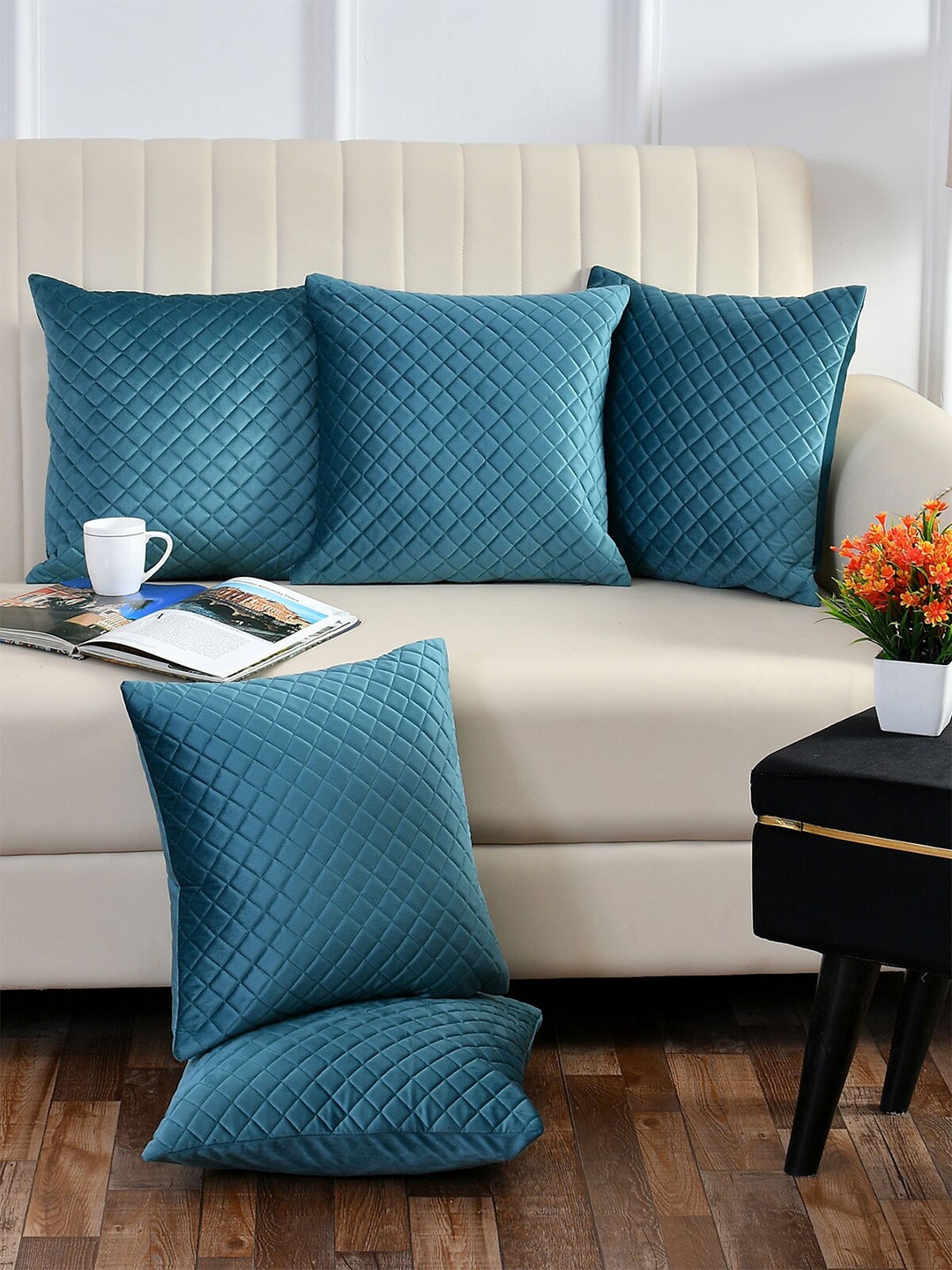 

Florida Green Set of 5 Geometric Velvet Square Cushion Covers