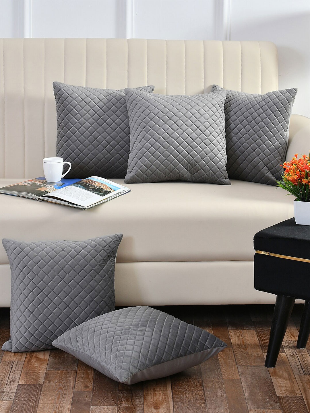 

Florida Grey Set of 5 Geometric Velvet Square Cushion Covers