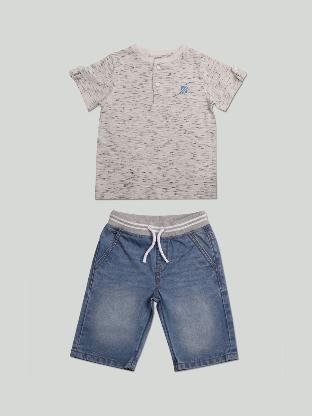 

Zalio Boys White & Blue Printed T-shirt with Shorts