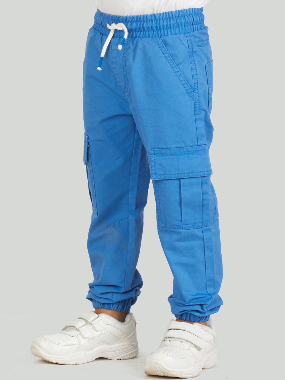 

Zalio Boys Blue Regular Fit Solid Joggers Trousers