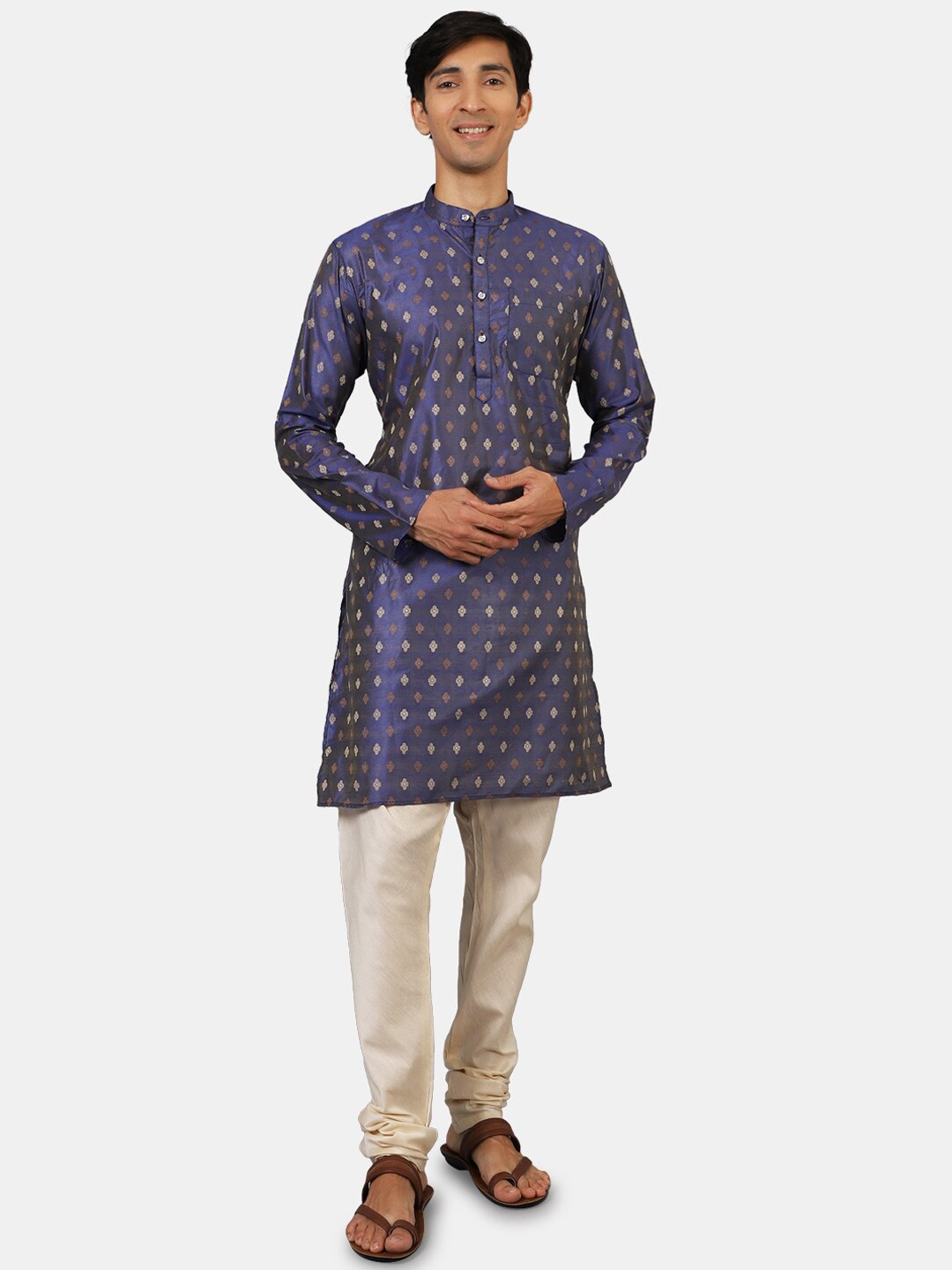 

Wintage Men Blue Kurta with Pyjamas