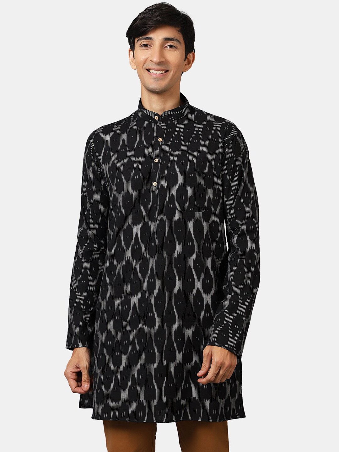 

Wintage Woven Design Pure Cotton Short Kurta, Black