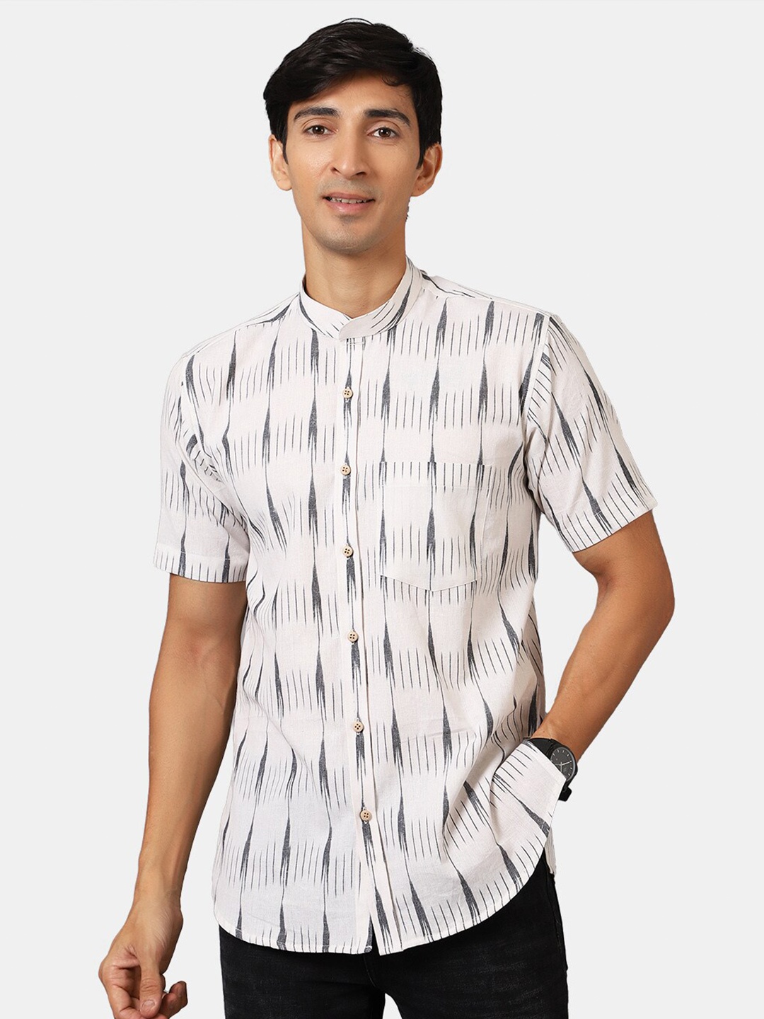 

Wintage Men White Ikat Cotton Classic Casual Shirt