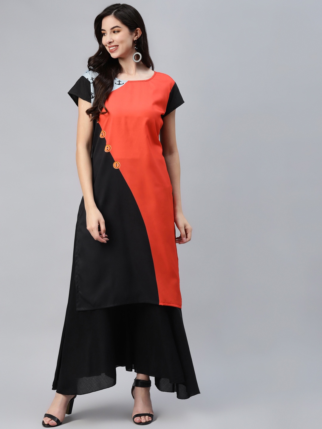 

Aarika Women Black & Red Colourblocked Kurta