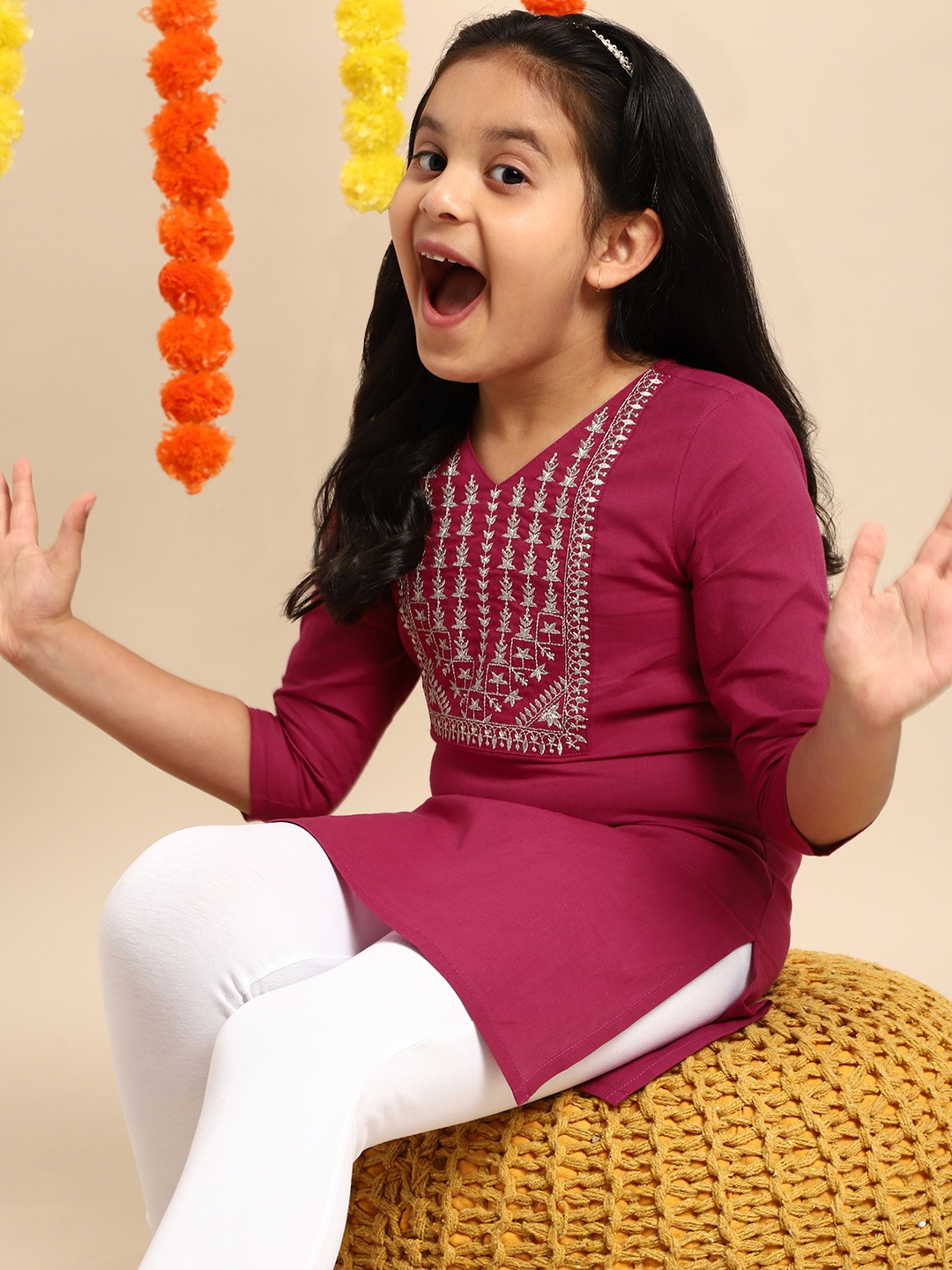 

House of Pataudi Girls Fuchsia Pink Embroidered Pure Cotton Kurta