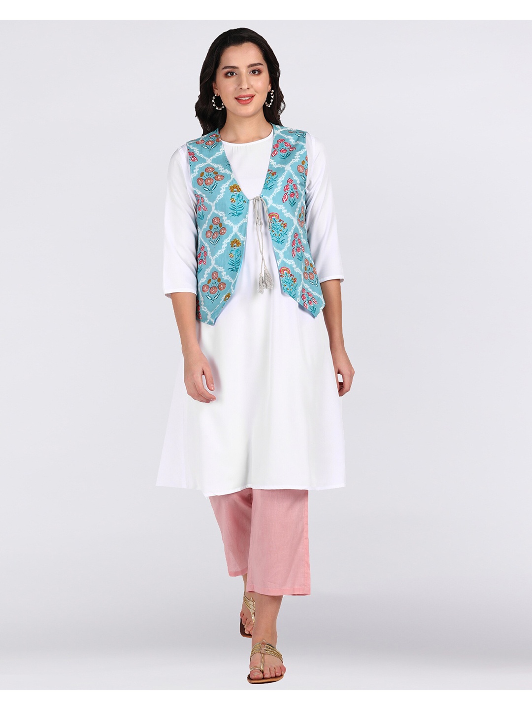 

shashvi Blue & Blue Floral Printed V-Neck Pure Cotton Kurti