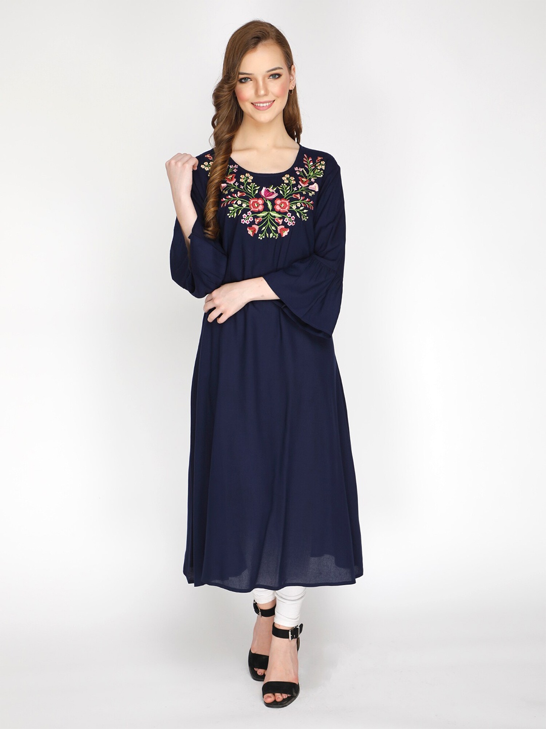 

shashvi Blue & Blue Floral Embroidered Thread Work Thread Work Anarkali Kurti