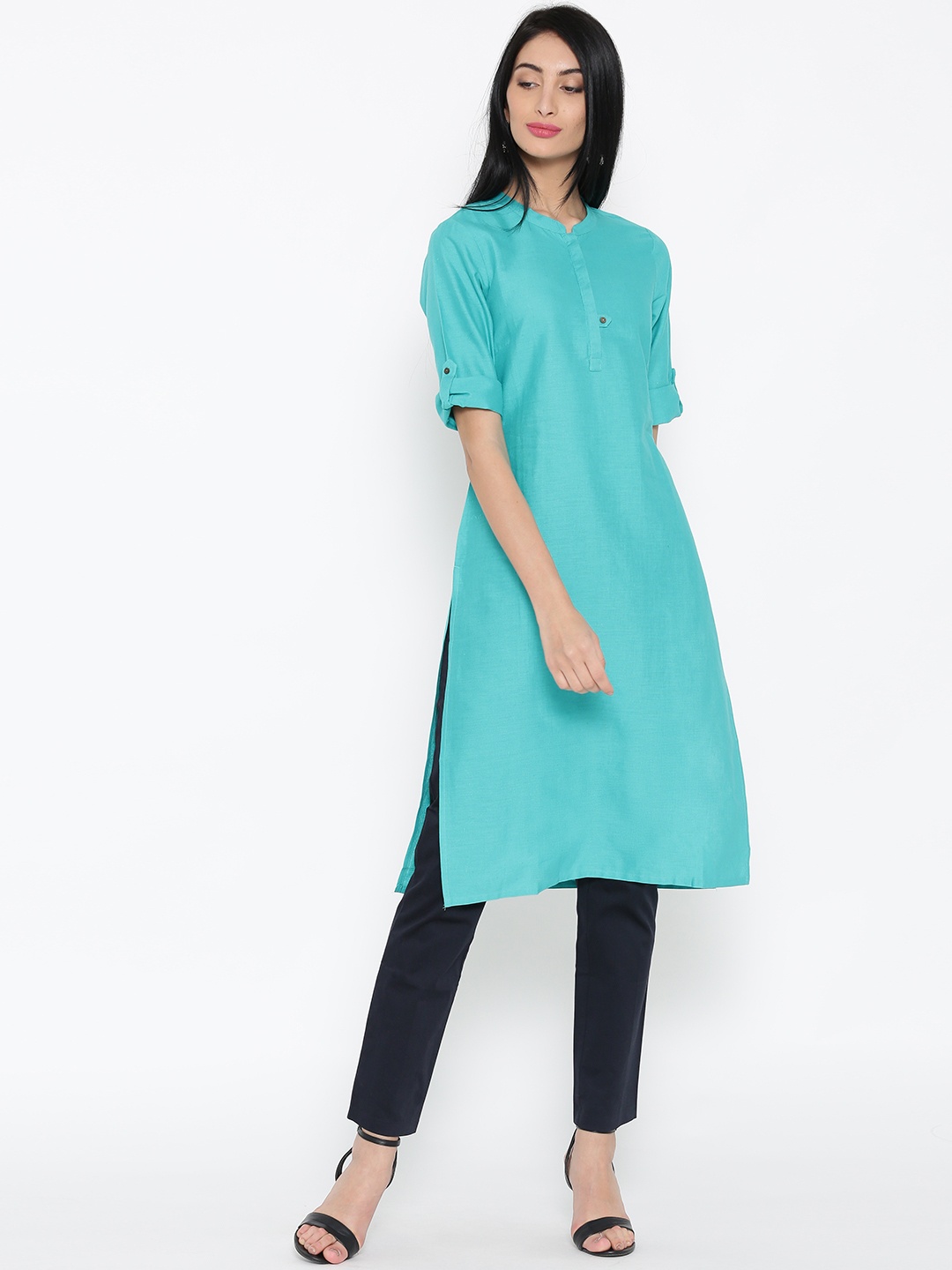 

AURELIA Women Blue Solid Straight Kurta