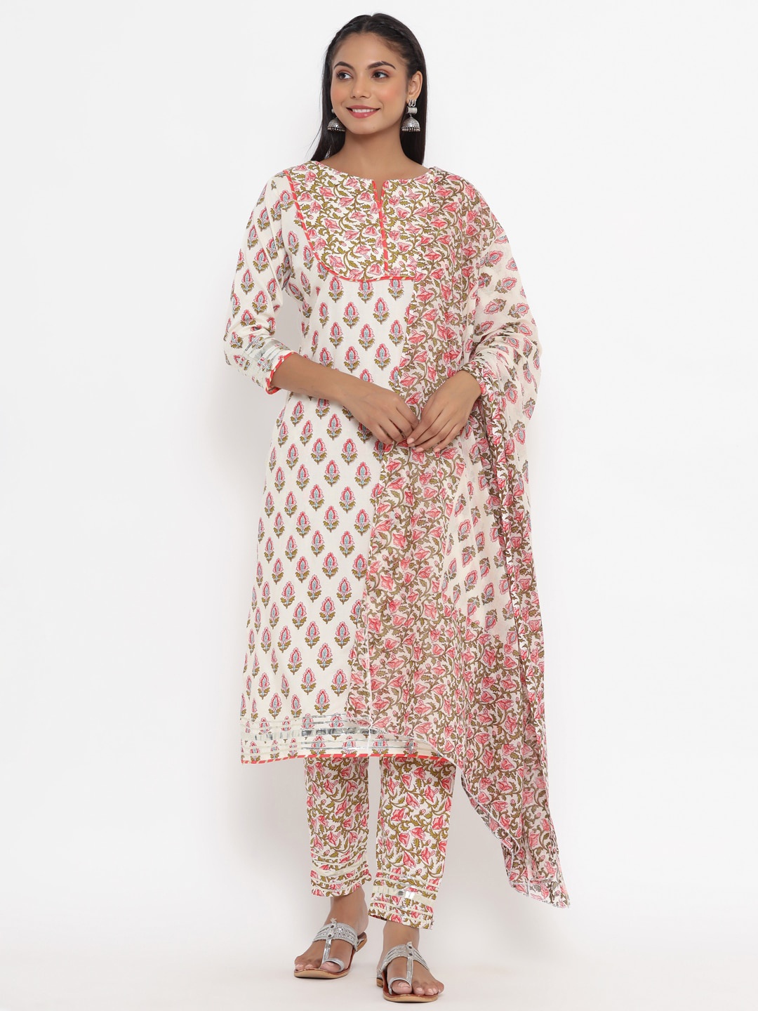 

UNISETS Women Off White Floral Printed Panelled Kurti with Trousers