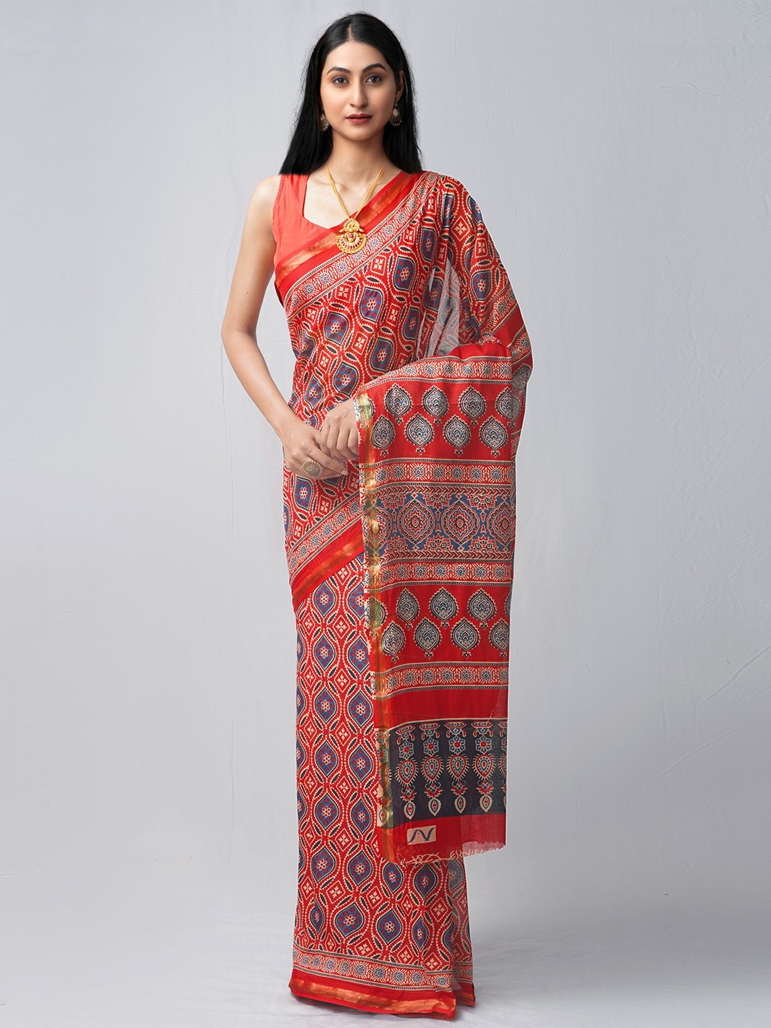 

Unnati Silks Women Red Sarees