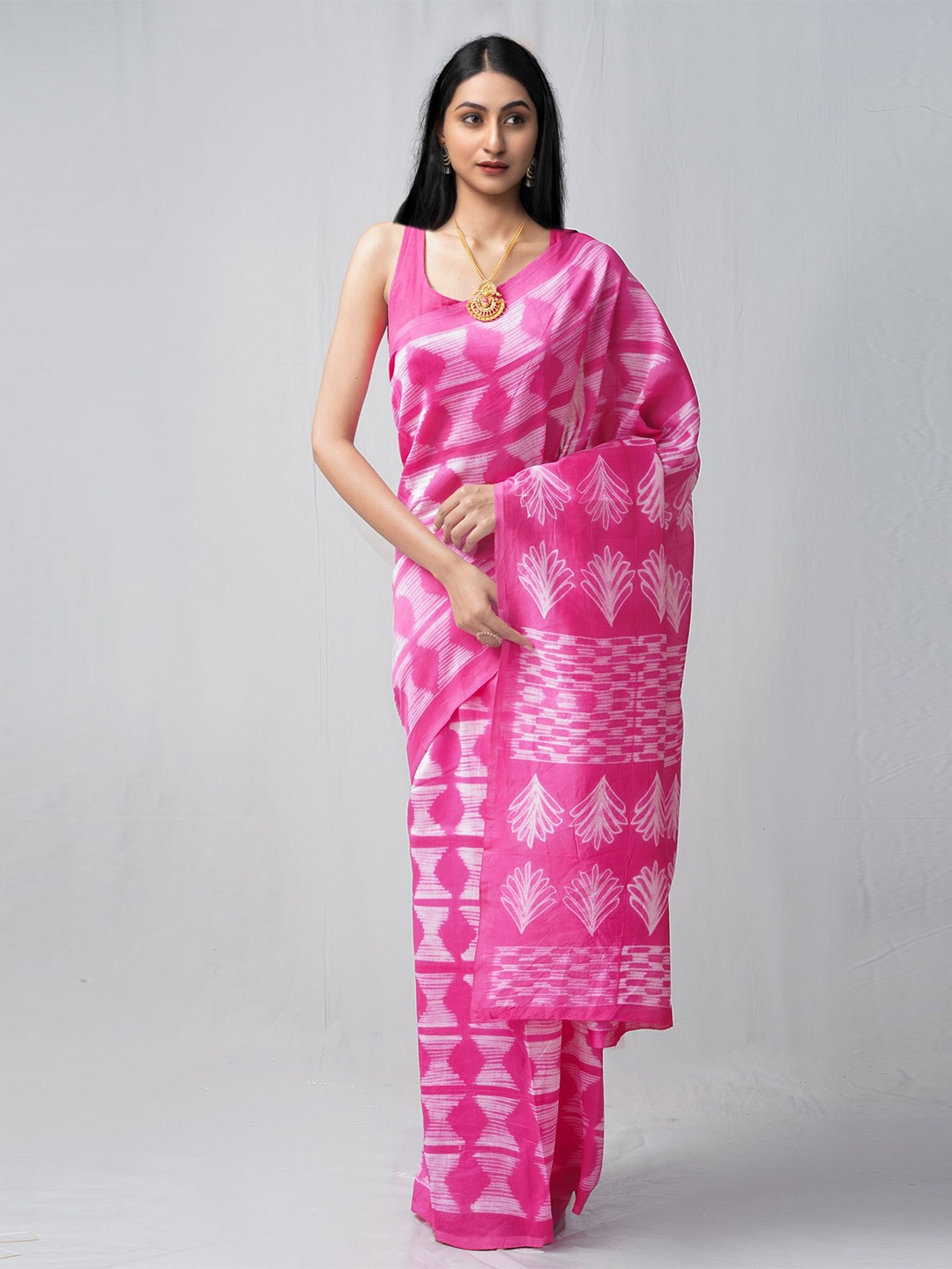 

Unnati Silks Women Pink Sarees