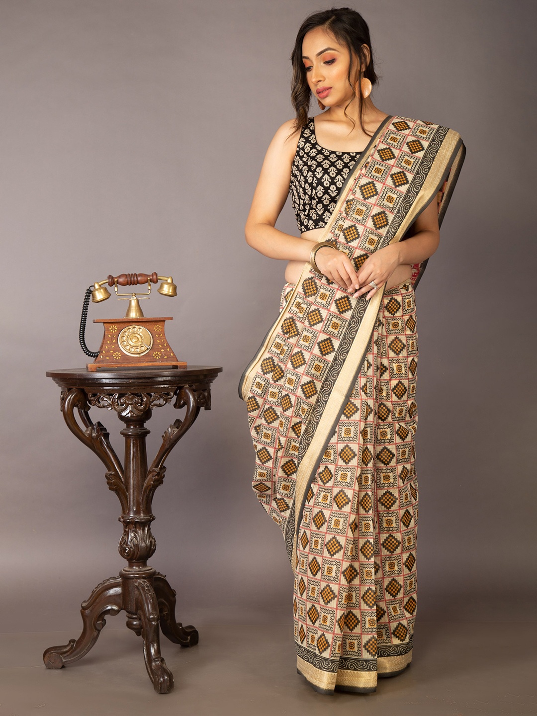 

Unnati Silks Women Multi Sarees, Beige