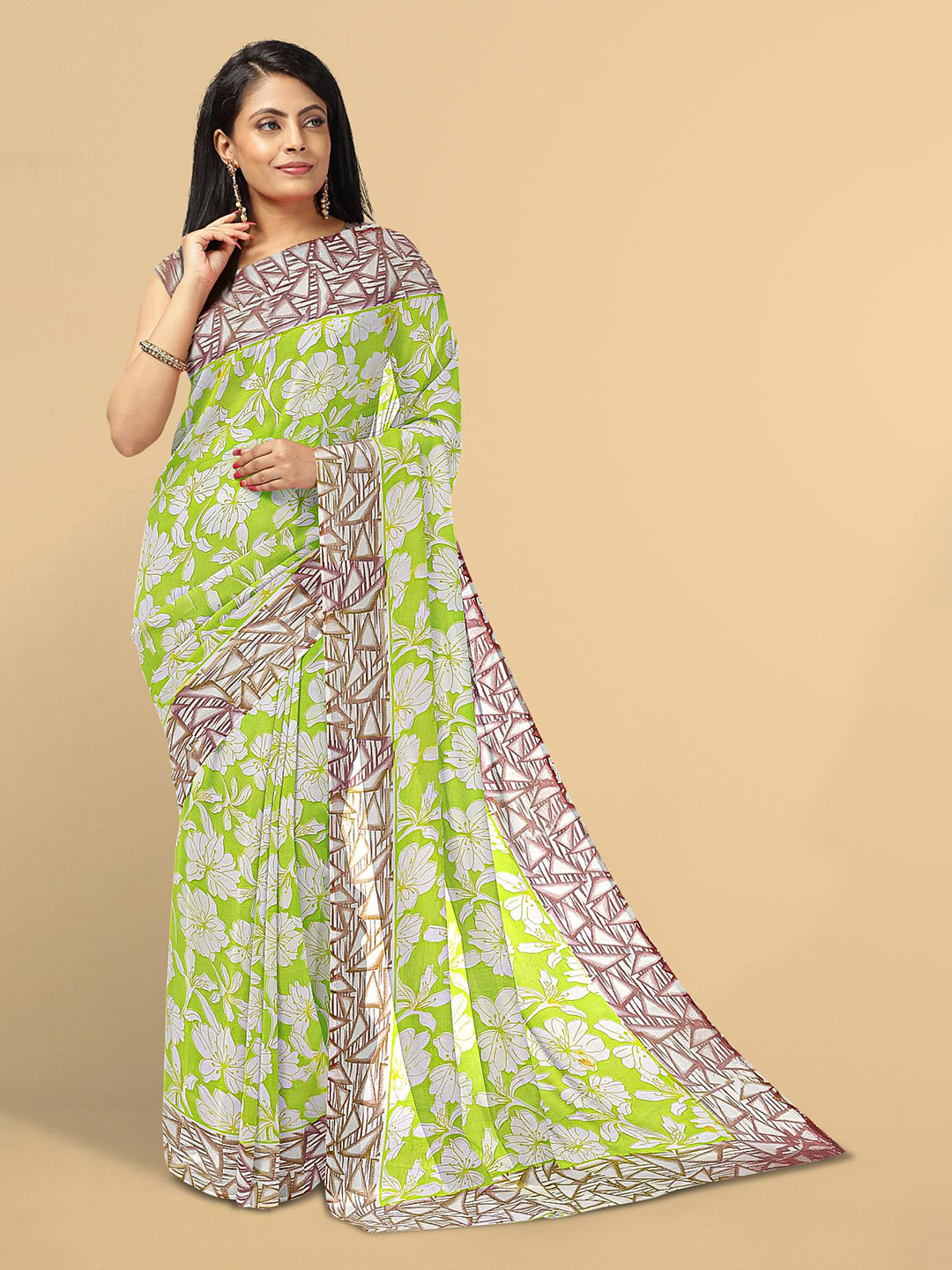 

Kalamandir Green & White Floral Saree