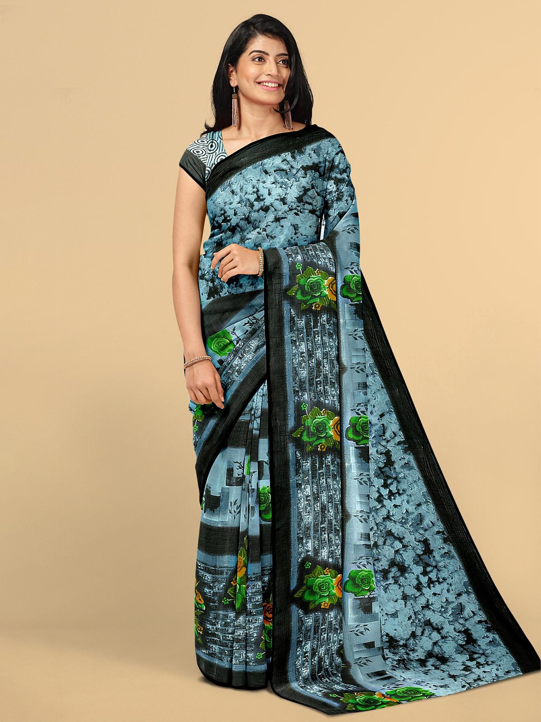 

Kalamandir Grey & Black Floral Saree