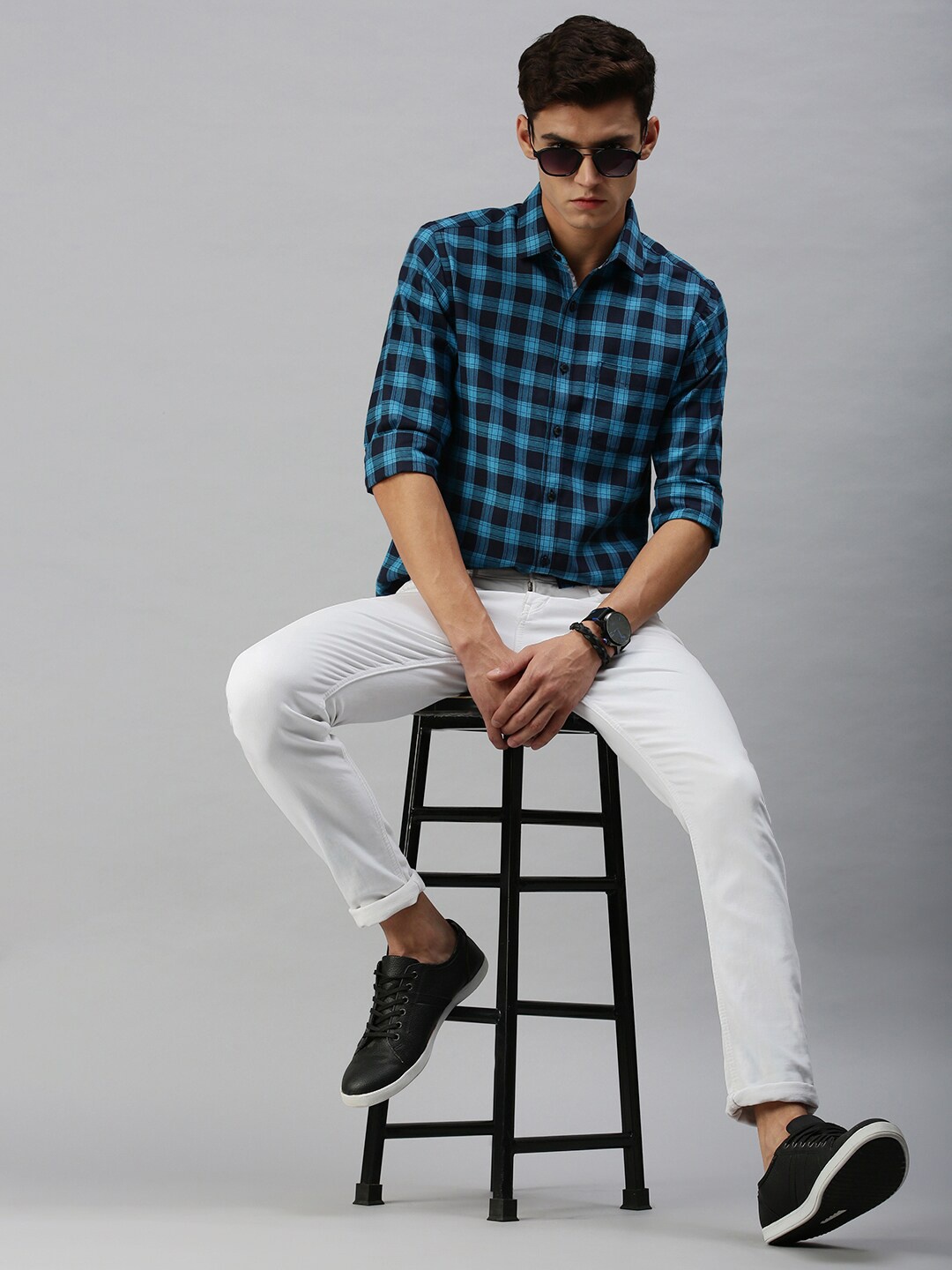 

Sanwara Men Blue Straight Slim Fit Buffalo Checks Checked Casual Shirt