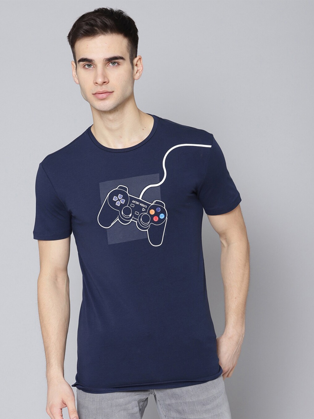 

Antony Morato Men Navy Blue Typography Printed Applique Slim Fit T-shirt