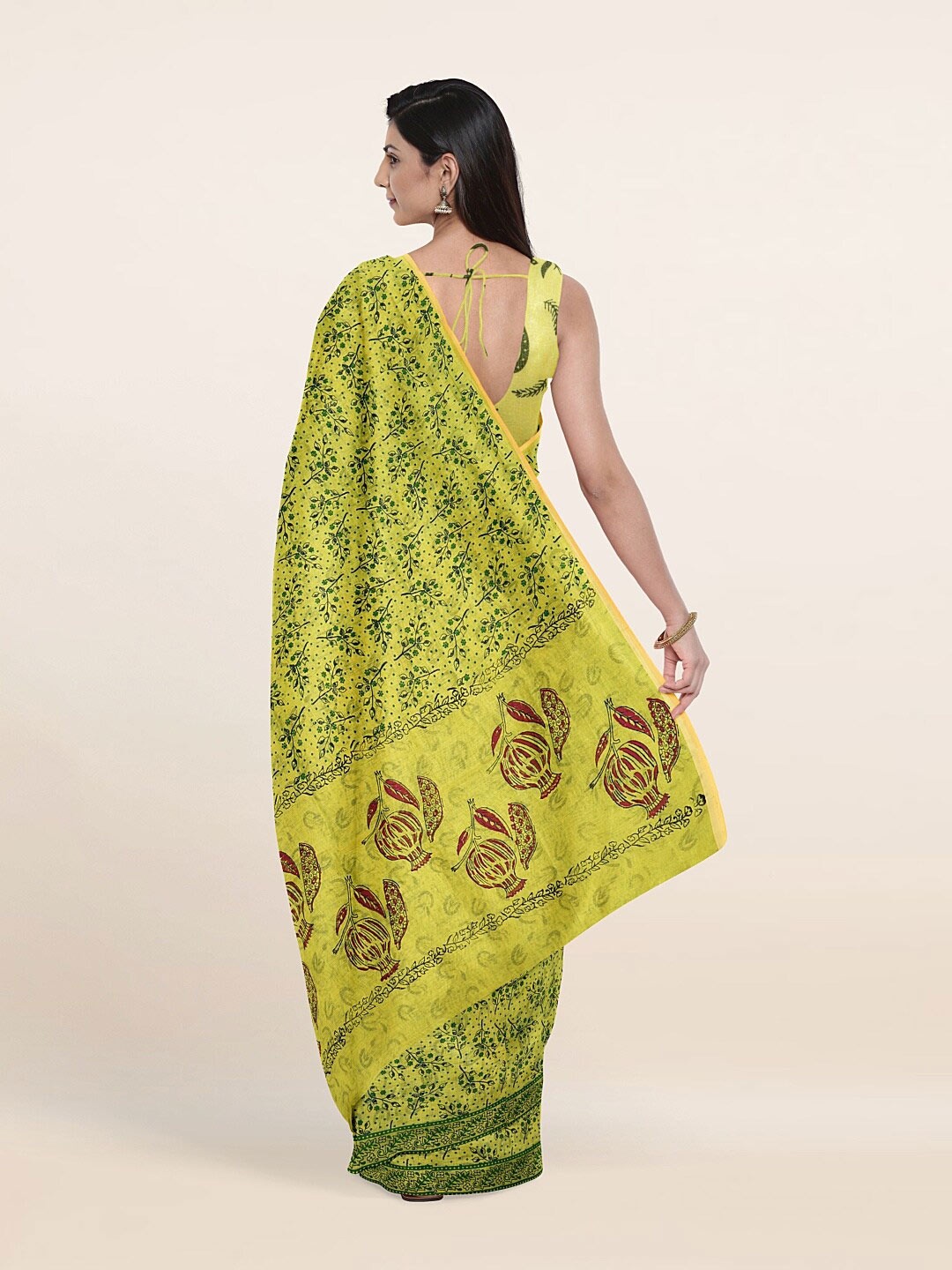 

Pothys Women Green Sarees