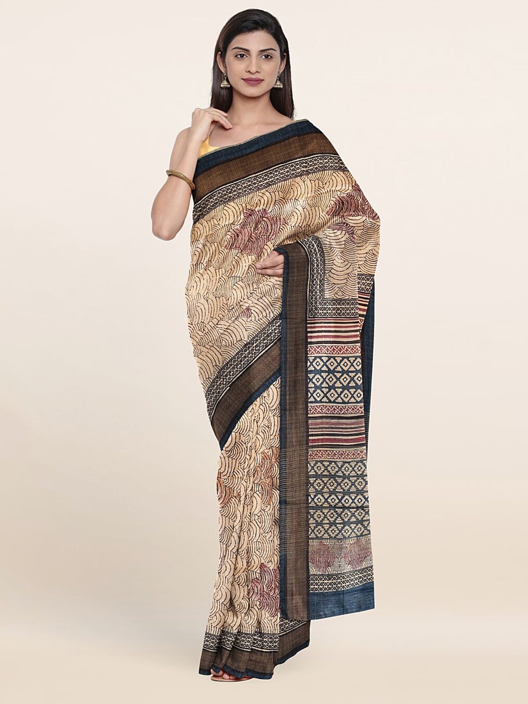 

Pothys Women Cream Sarees