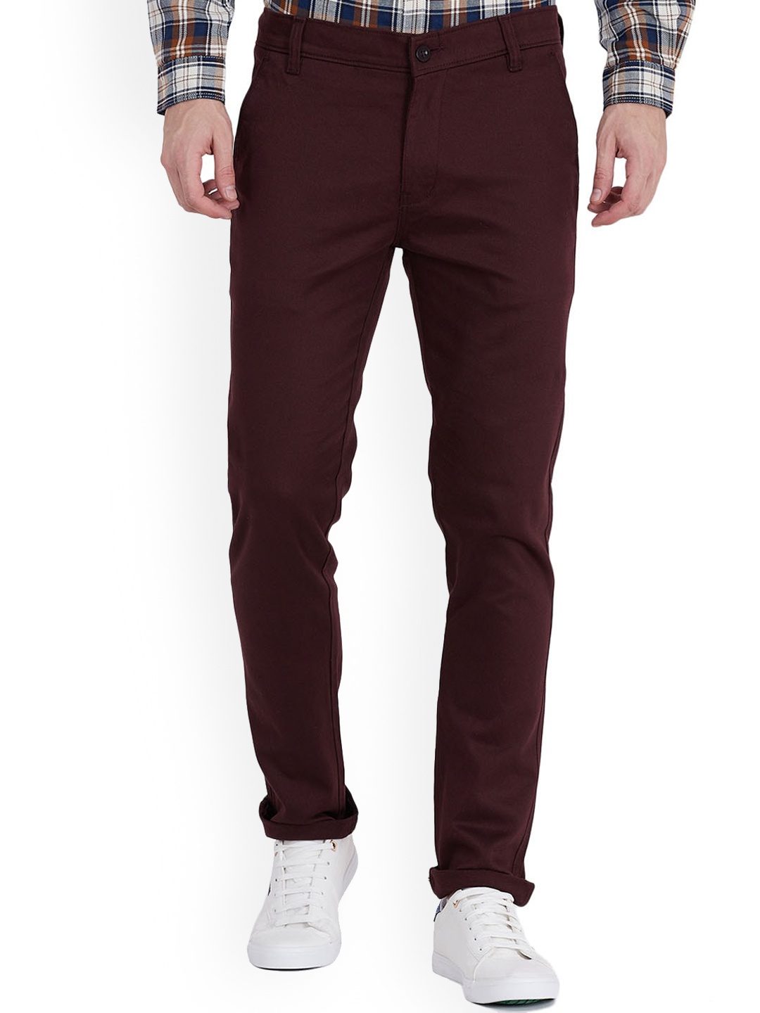 

TAHVO Men Maroon Comfort Chinos Trousers