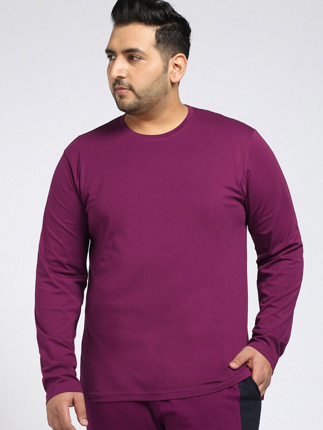 

Bewakoof Men Purple & maximum violet Raw Edge T-shirt