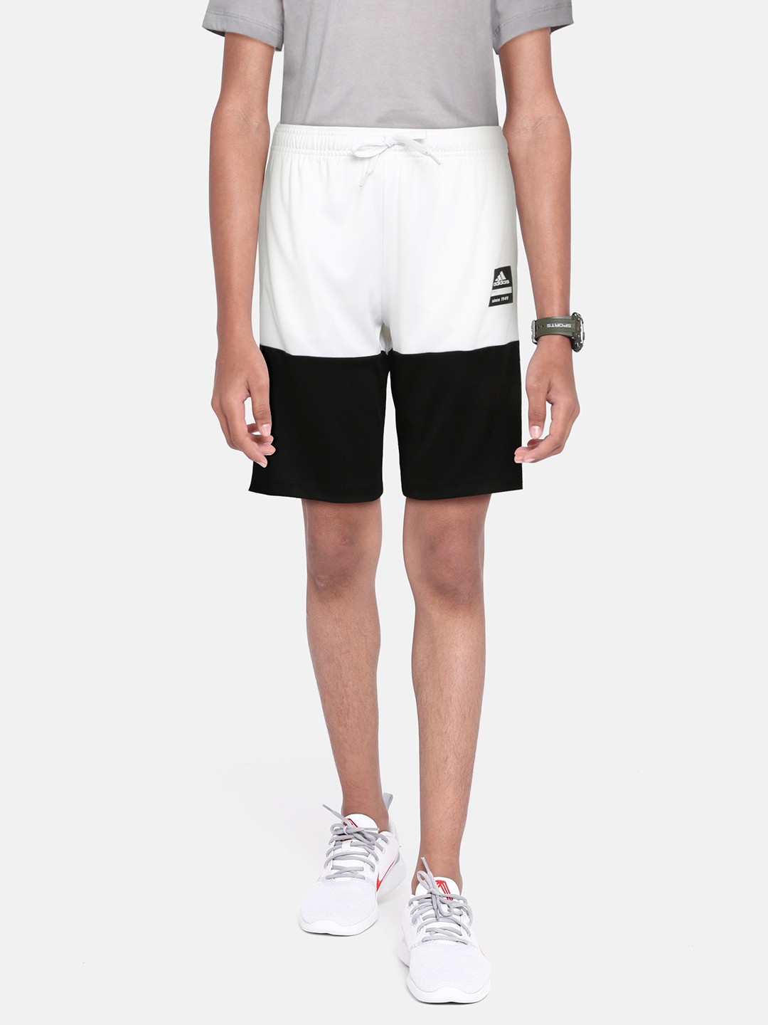 

ADIDAS Boys White & Black Colourblocked 3 Stripes Shorts