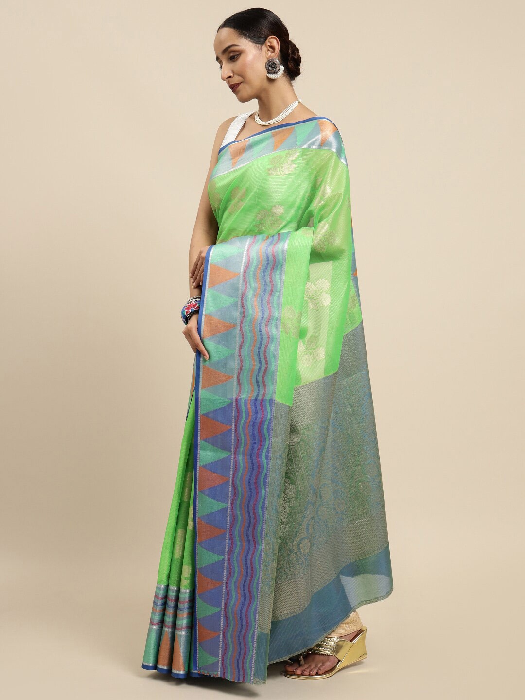 

MIMOSA Women Green Sarees