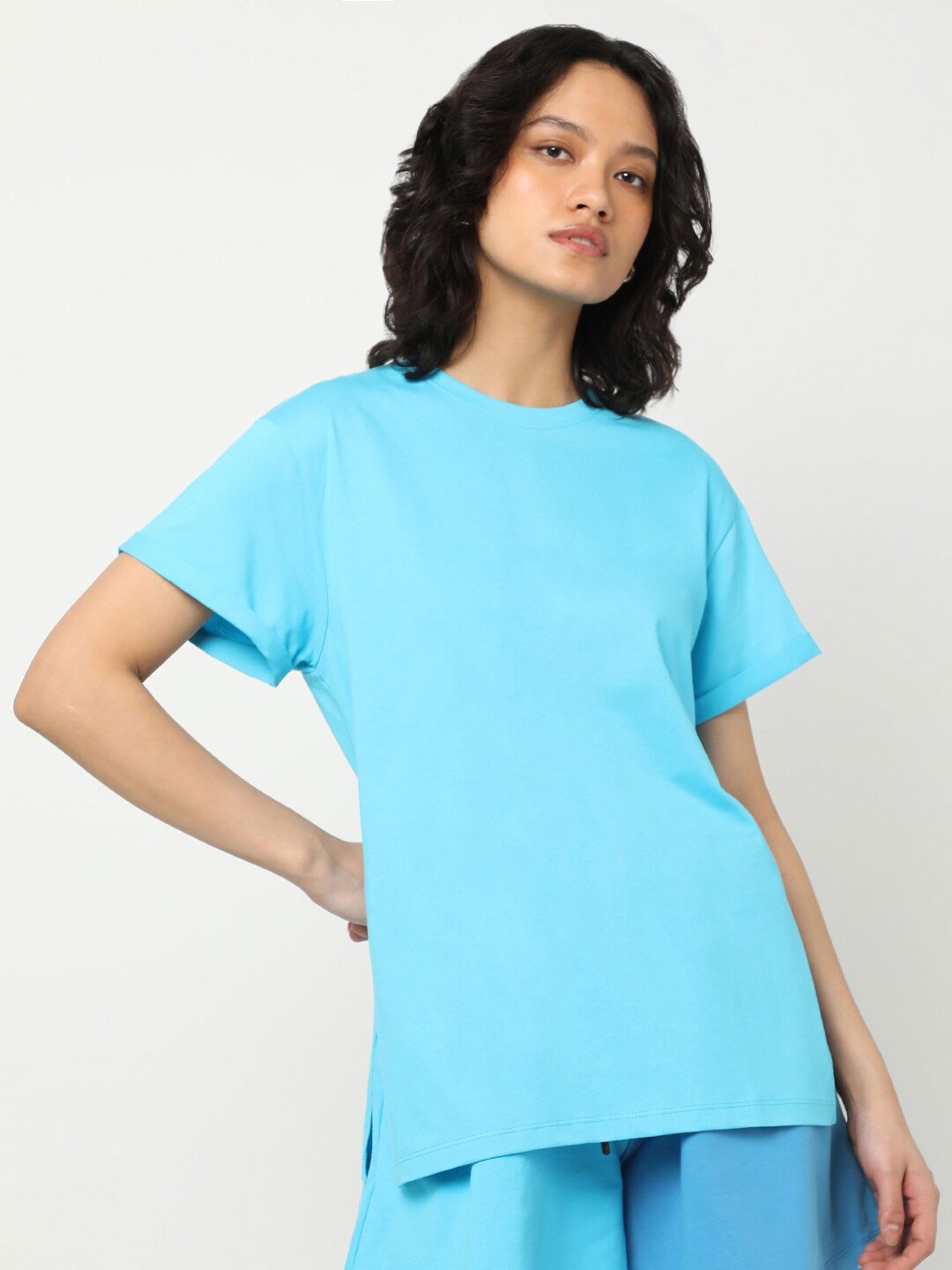 

Bewakoof Women Blue High Neck Drop-Shoulder Sleeves T-shirt