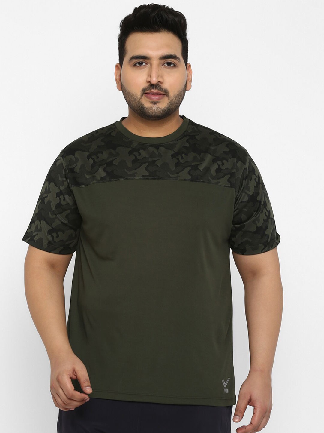 

Yuuki Men Plus Size Olive Green & rosin Camouflage Printed T-shirt