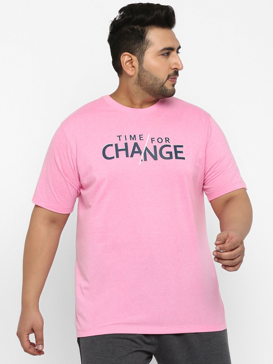 

Yuuki Men Plus Size Pink Typography Printed Applique T-shirt