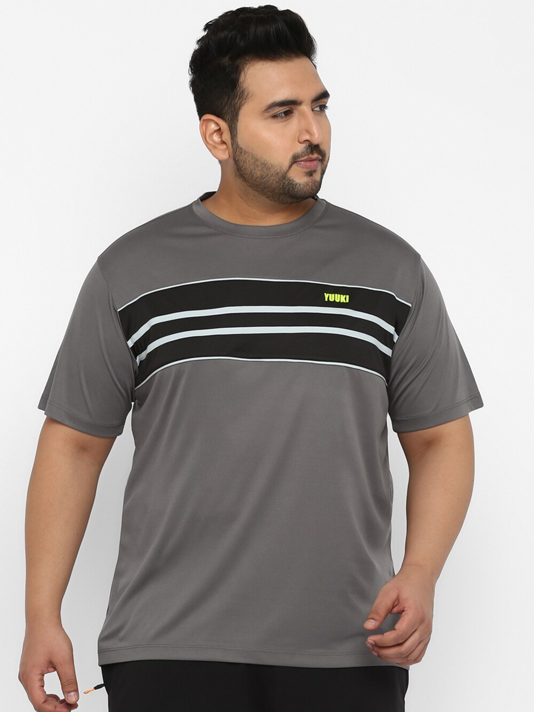 

Yuuki Men Plus Size Grey Striped T-shirt