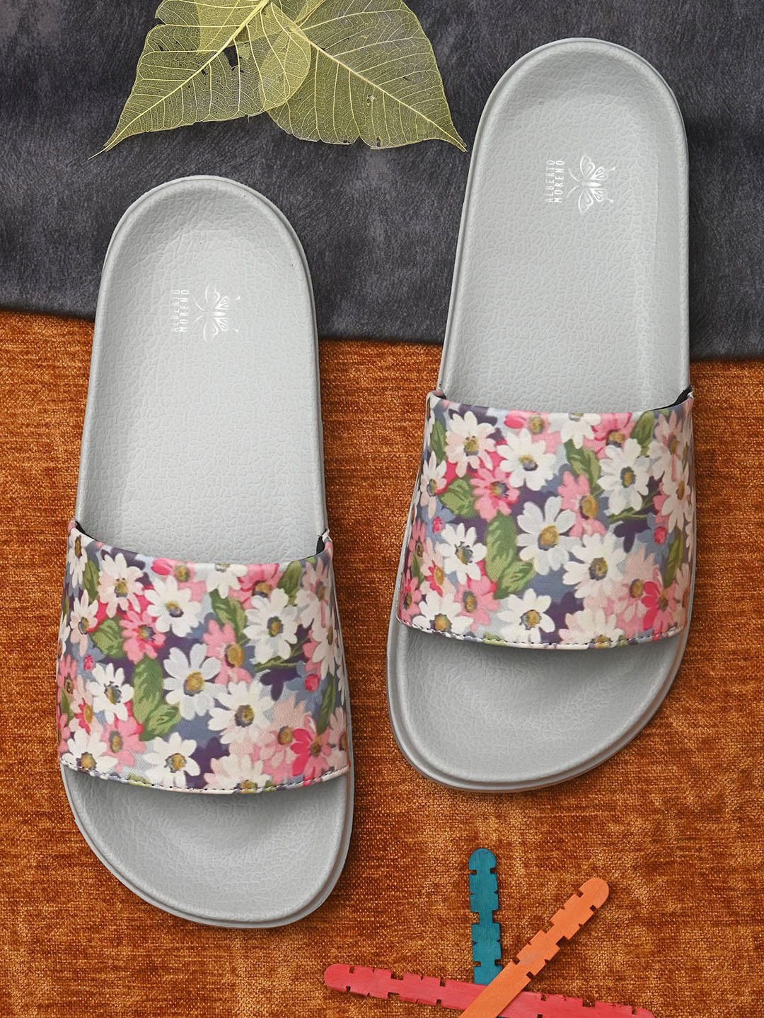 

ALBERTO MORENO Women Grey Printed Slip-On Sneakers